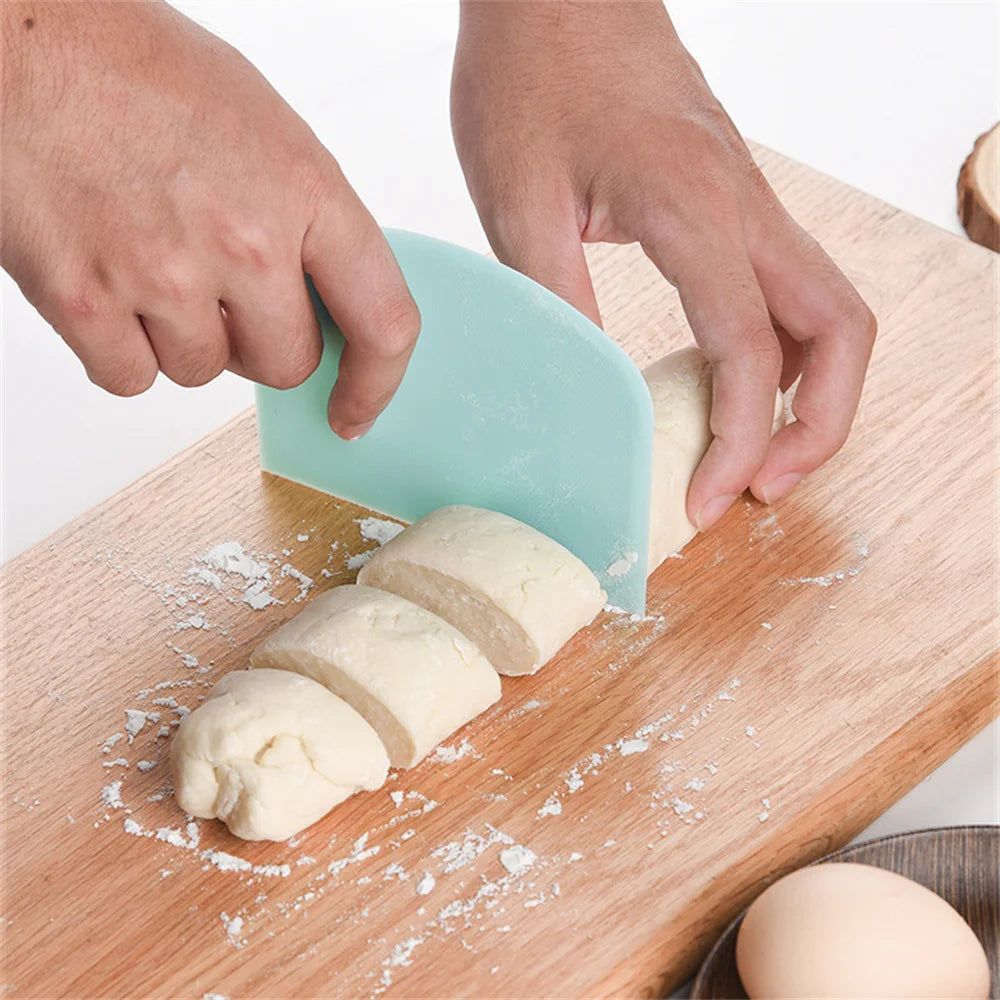 1pc, Versatile Baking Tool Set - Cake Cream Spatula, Dough Knife, And Butter Scraper With Smooth Edges For Perfect Results